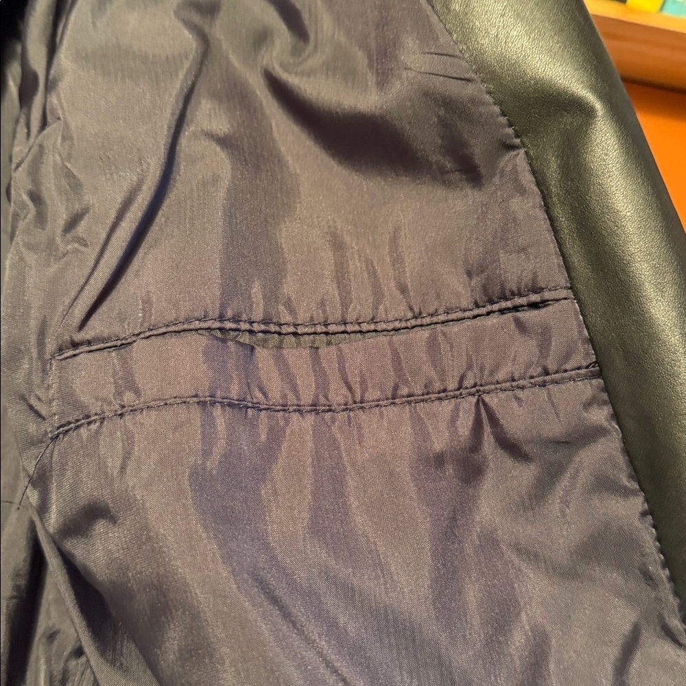 Dual Control Over Coat - Picture 6 of 17